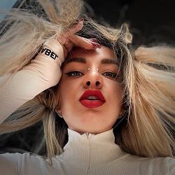 TRINY T - MORE MIA